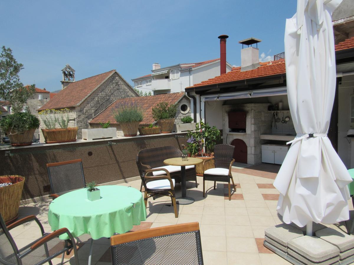 Guest House Klaudija Trogir Exterior foto